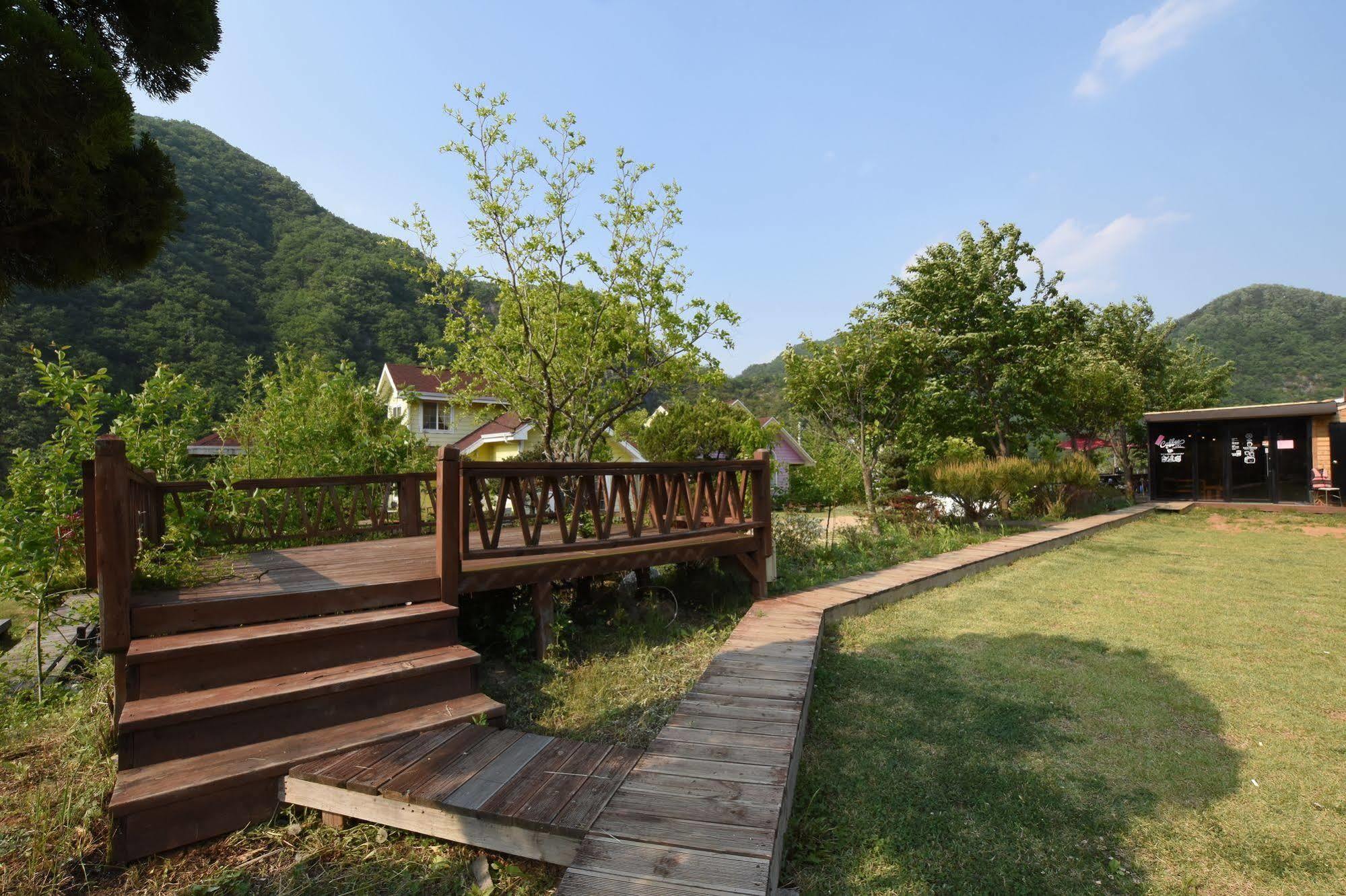 Ecopia Pensión Pyeongchang Exterior foto
